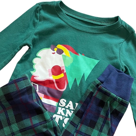 Old Navy Santa Claus Pajamas 2T - Picture 5 of 7